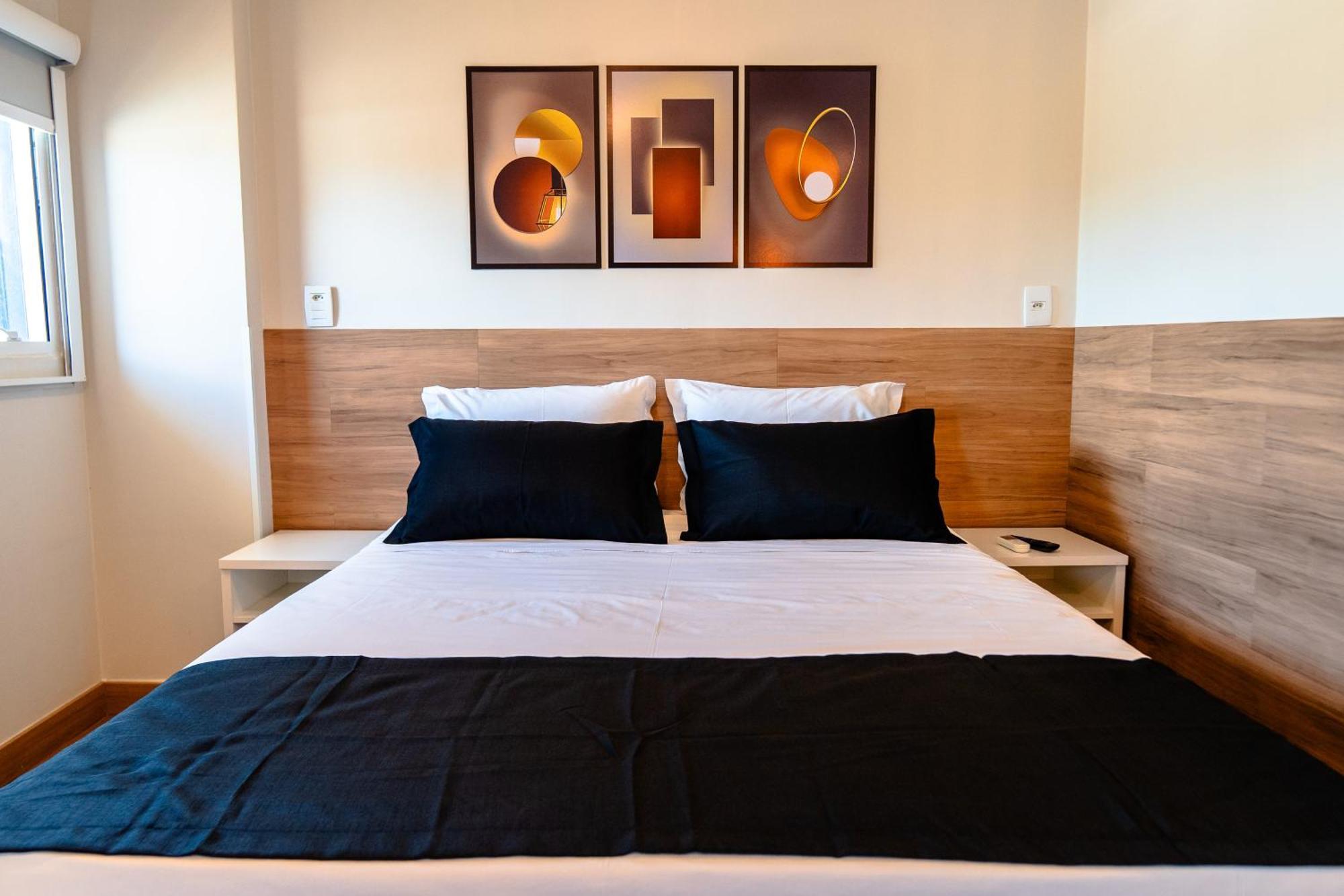 Hotel I5 Play 4*