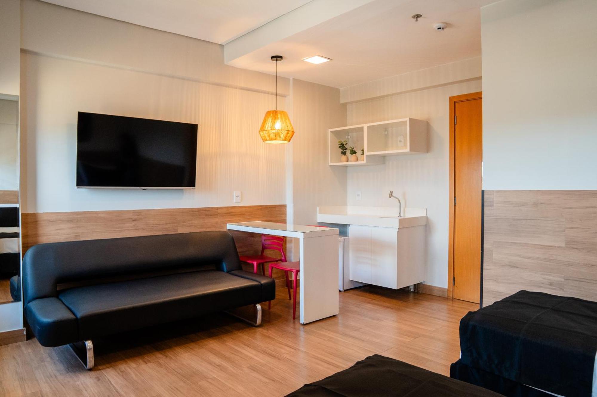 I5 Play Hotel 4*